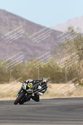 media/Nov-02-2025-CVMA (Sun) [[337aff29ab]]/Race 11-Amateur Supersport Open/